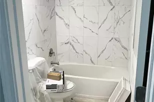 1051 79th Ave N, Saint Petersburg, FL 33702 - Photo 3