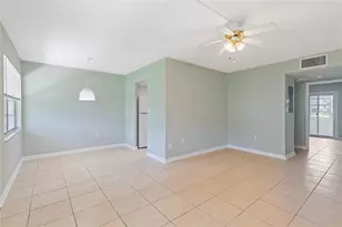 1051 79th Ave N, Saint Petersburg, FL 33702 - Photo 3