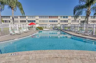 1051 79th Ave N, Saint Petersburg, FL 33702 - Photo 15