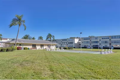 1051 79th Avenue N #103, Saint Petersburg, FL 33702 - Photo 17