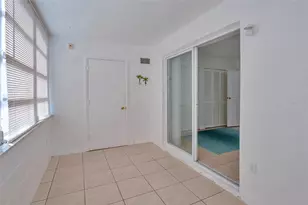 1051 79th Ave N, Saint Petersburg, FL 33702 - Photo 9