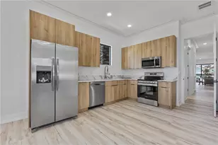 2121 Bayou Grande Blvd NE, Saint Petersburg, FL 33703 - Photo 29