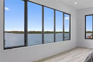 2121 Bayou Grande Blvd NE, Saint Petersburg, FL 33703 - Photo 35