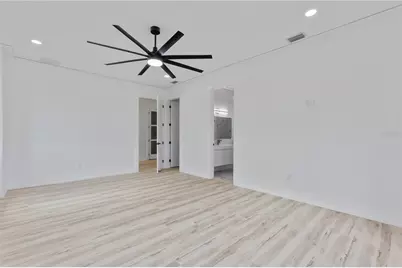 2121 Bayou Grande Boulevard NE, Saint Petersburg, FL 33703 - Photo 39