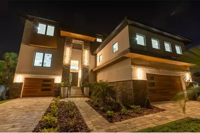 2121 Bayou Grande Boulevard NE, Saint Petersburg, FL 33703 - Photo 3