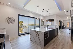 2121 Bayou Grande Blvd NE, Saint Petersburg, FL 33703 - Photo 15