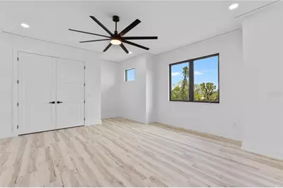 2121 Bayou Grande Boulevard NE, Saint Petersburg, FL 33703 - Photo 37