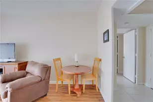 880 Mandalay Ave, Clearwater Beach, FL 33767 - Photo 7