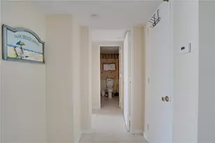 880 Mandalay Ave, Clearwater Beach, FL 33767 - Photo 15