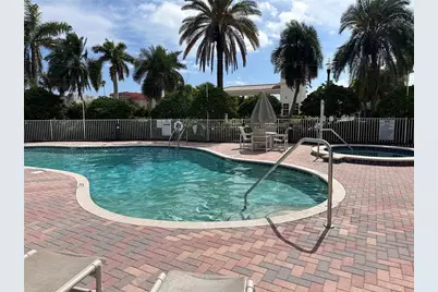 110 Forest Hills Drive, Redington Shores, FL 33708 - Photo 7