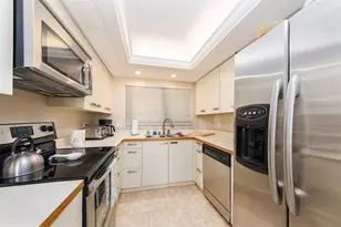 1290 Gulf Blvd, Clearwater Beach, FL 33767 - Photo 11