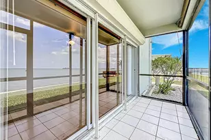 2570 Gary Cir, Dunedin, FL 34698 - Photo 37