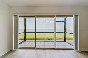 2570 Gary Cir, Dunedin, FL 34698 - Photo 23