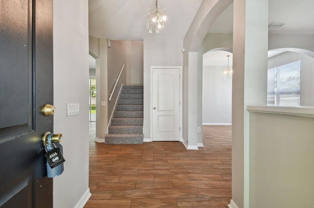 9354 Hidden Water Cir, Riverview FL 33578-3031 exterior