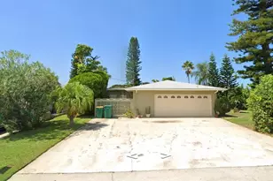 120 Causeway Blvd, Belleair Beach, FL 33786 - Photo 5