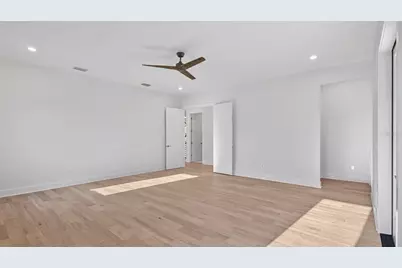 2201 N Glenwood Drive, Tampa, FL 33602 - Photo 31