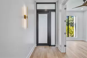 2201 N Glenwood Dr, Tampa, FL 33602 - Photo 7