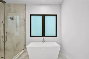 2201 N Glenwood Dr, Tampa, FL 33602 - Photo 37