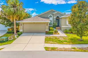 1008 Blue Heron Way, Tarpon Springs, FL 34689 - Photo 1