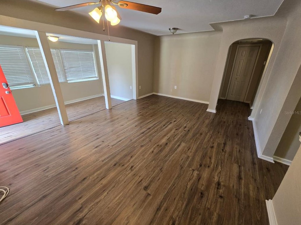 1578 15th St, Saint Petersburg FL  33704-4012 exterior