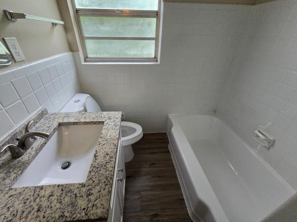 1578 15 St, Saint Petersburg FL  33704-4012 exterior