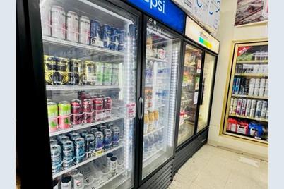 223 E Voorhis Avenue, Deland, FL 32724 - Photo 9