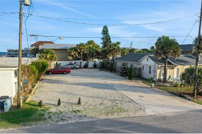 111 S 12th Street, Flagler Beach, FL 32136 - Photo 3