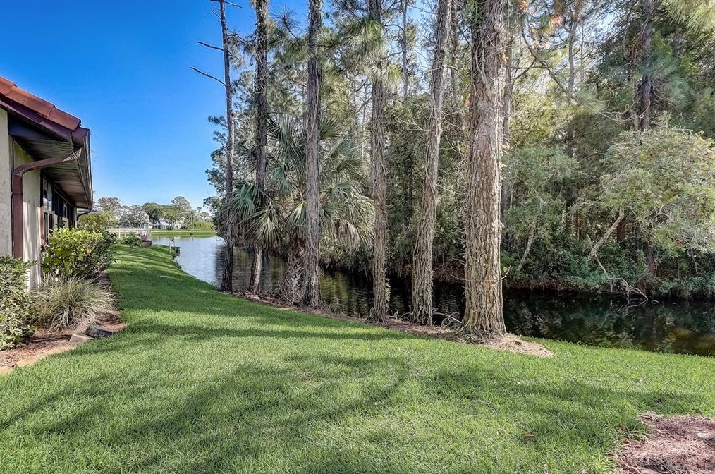 118 Sea Hawk Dr, Daytona Beach FL  32119-1388 exterior