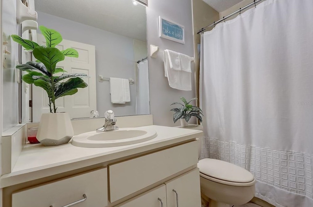 118 Sea Hawk Dr, Daytona Beach FL  32119-1388 exterior