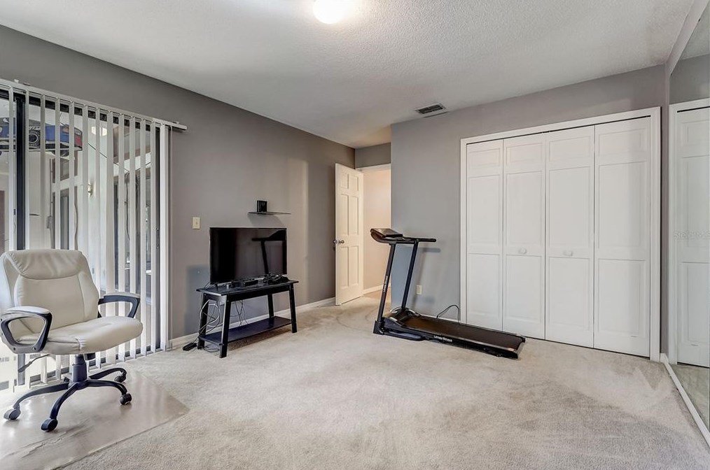 118 Sea Hawk Dr, Daytona Beach FL  32119-1388 exterior