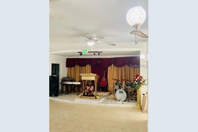 106 E Beresford Avenue, Deland, FL 32724 - Photo 17