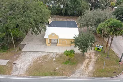 106 E Beresford Avenue, Deland, FL 32724 - Photo 7