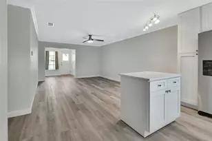 217 N Hill Ave, Deland, FL 32724 - Photo 3