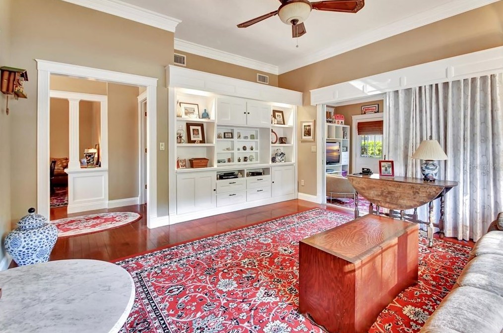 1107 Stillwater Dr, Deland FL  32720-2572 exterior