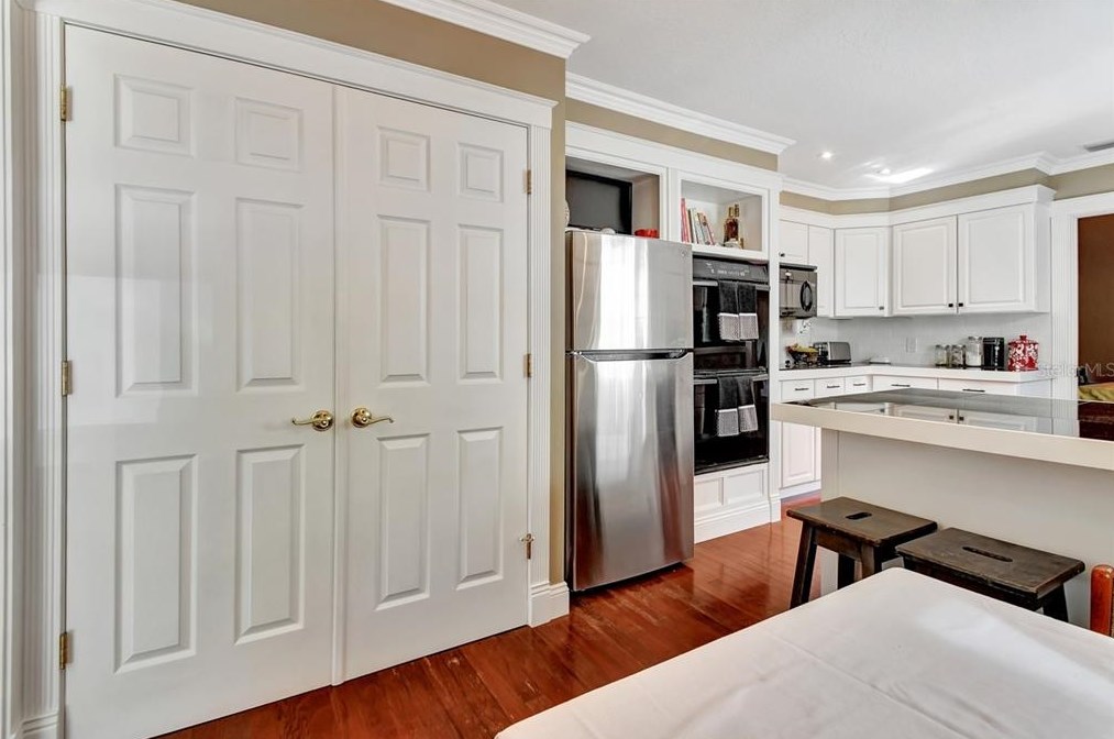 1107 Stillwater Dr, Deland FL  32720-2572 exterior