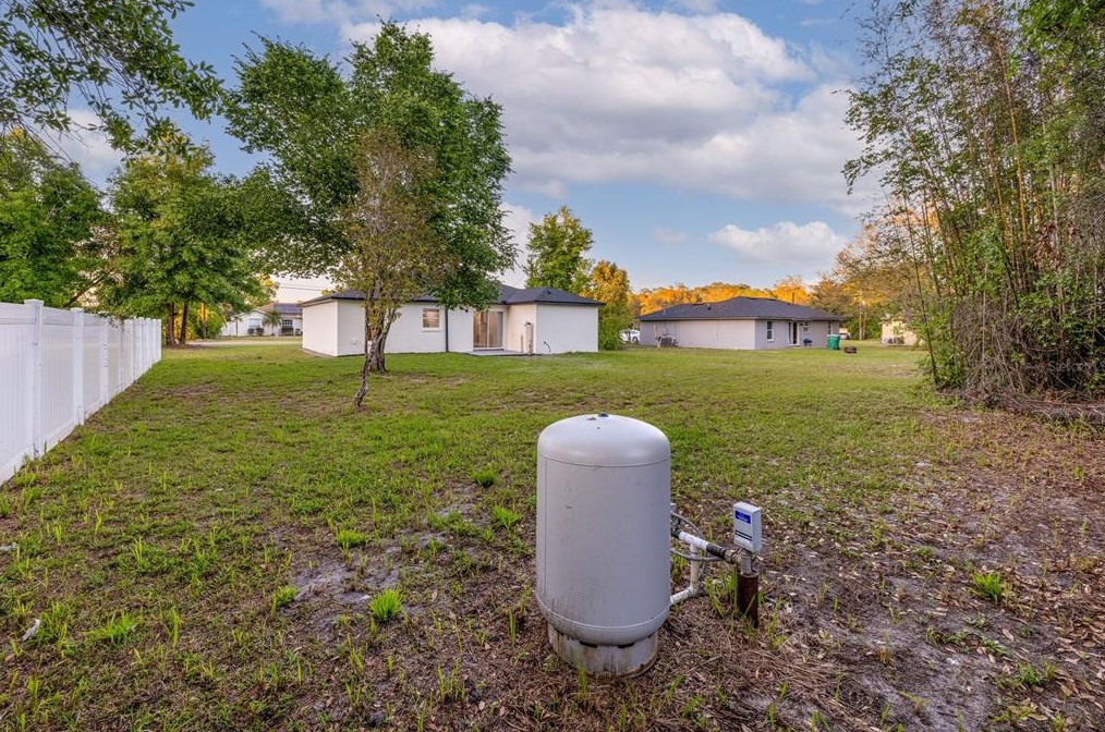 2484 Orange Rd, Deland FL  32724-3051 exterior