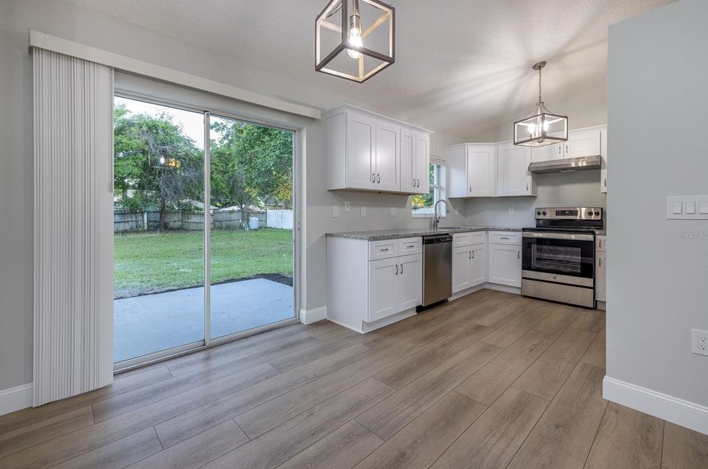 2484 Orange Rd, Deland FL  32724-3051 exterior