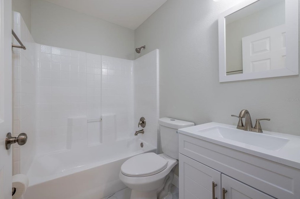 2484 Orange Rd, Deland FL  32724-3051 exterior