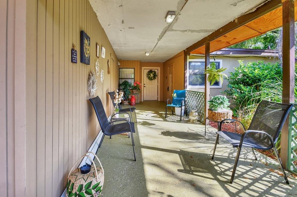 156 Seminole Ave, Lake Mary FL  32746-2929 exterior