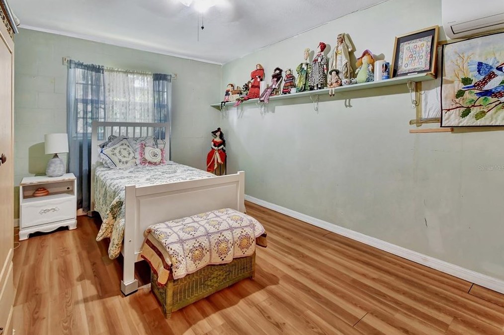 156 Seminole Ave, Lake Mary FL  32746-2929 exterior