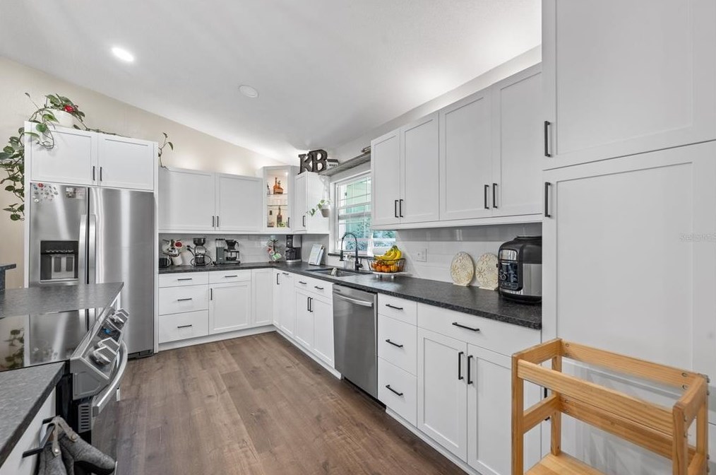 1775 Trinidad St, Deland FL  32720-1960 exterior