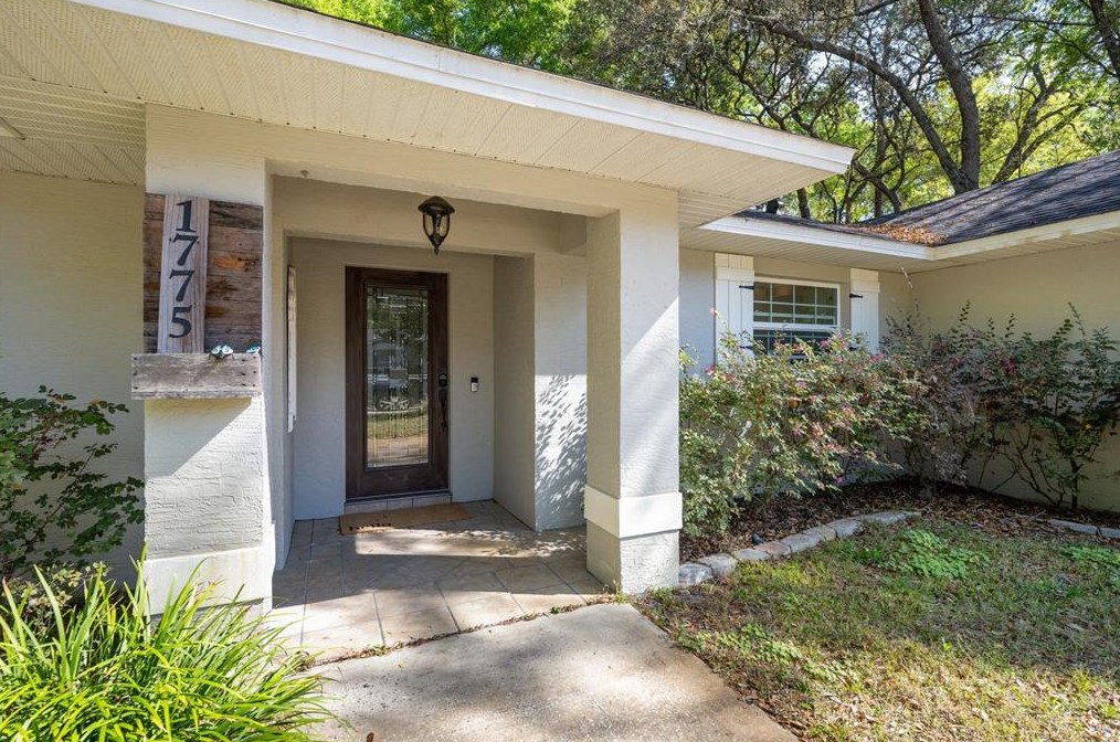 1775 Trinidad St, Deland FL  32720-1960 exterior