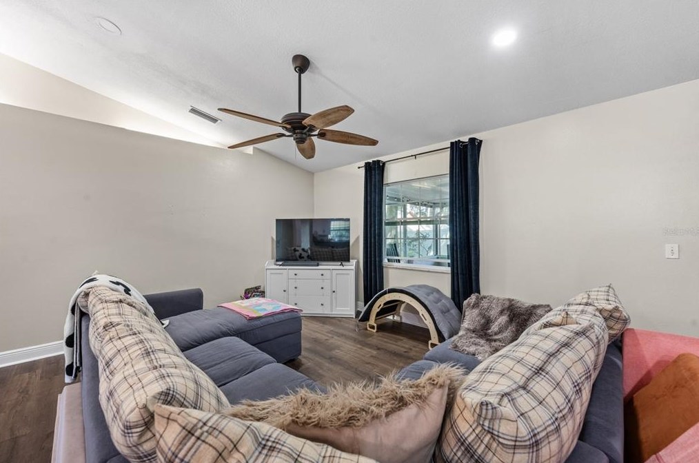 1775 Trinidad St, Deland FL  32720-1960 exterior