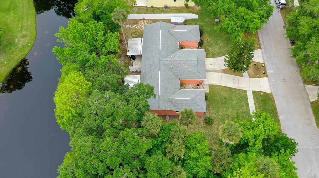 800 Acorn Ln, Daytona Beach FL  32127-4926 exterior