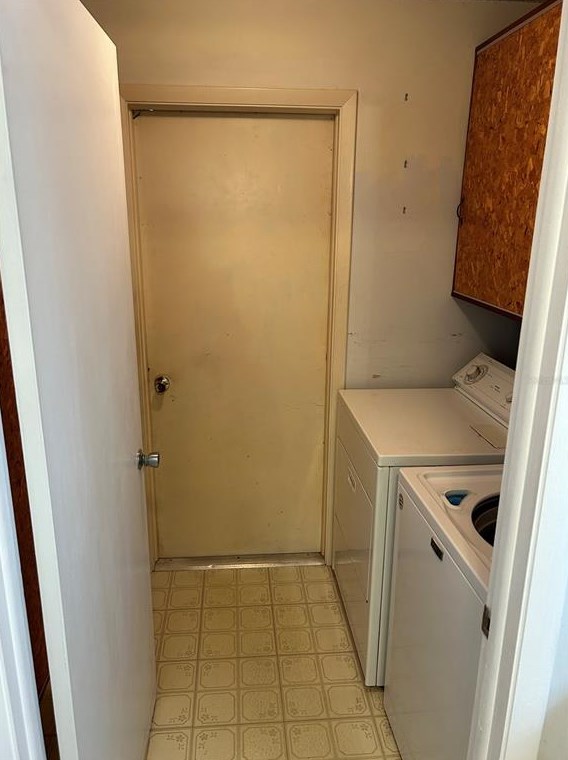 2842 Hayes Ln, Deltona FL  32738-3419 exterior