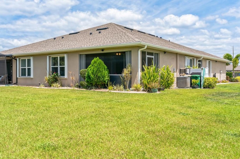 7665 Lenox Cir, Punta Gorda FL 33950-1332 exterior