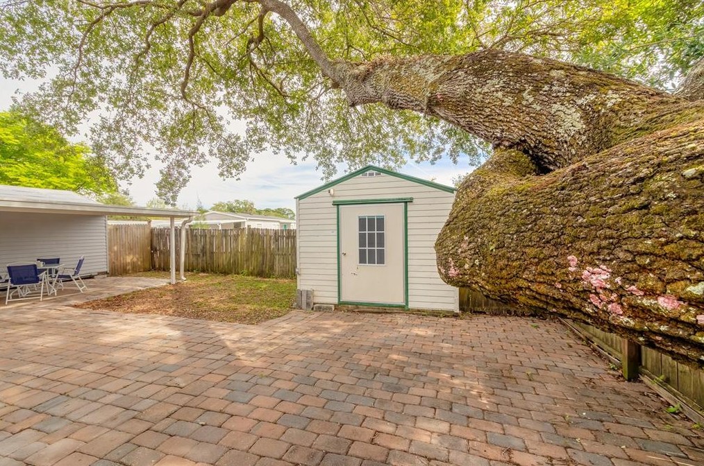 1091 Green Acres Cir, Daytona Beach FL  32119-2449 exterior