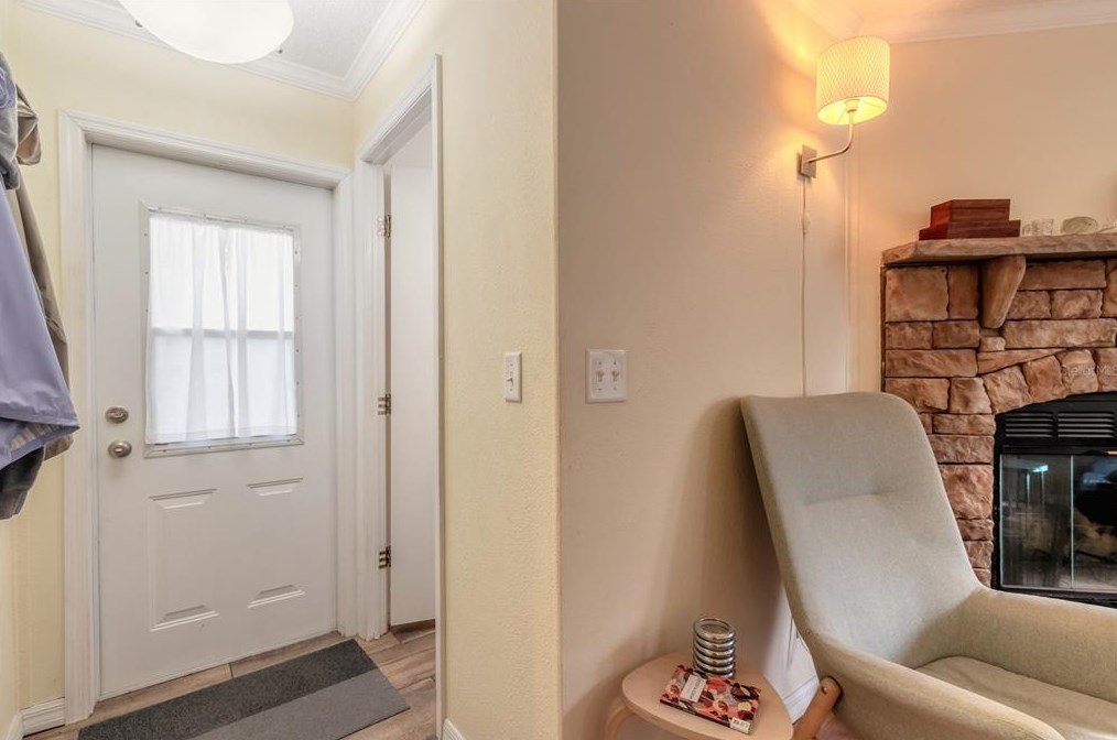 1091 Green Acres Cir, Daytona Beach FL  32119-2449 exterior