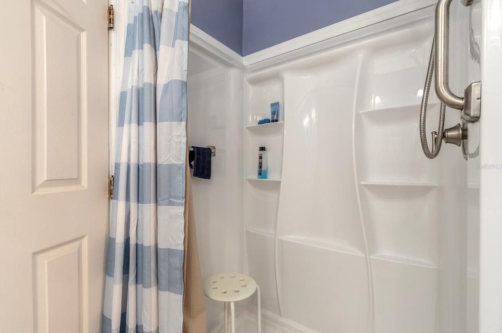 1091 Green Acres Cir, Daytona Beach FL  32119-2449 exterior