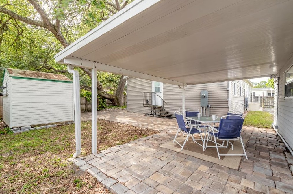 1091 Green Acres Cir, Daytona Beach FL  32119-2449 exterior